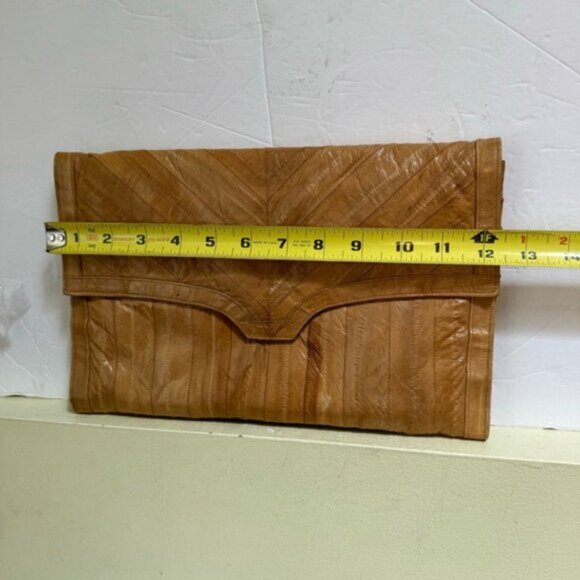 Vintage 1980s 80s Eelskin Clutch Bag Minimalist Leather Zipper Snap Tote Neutral - Picture 16 of 16